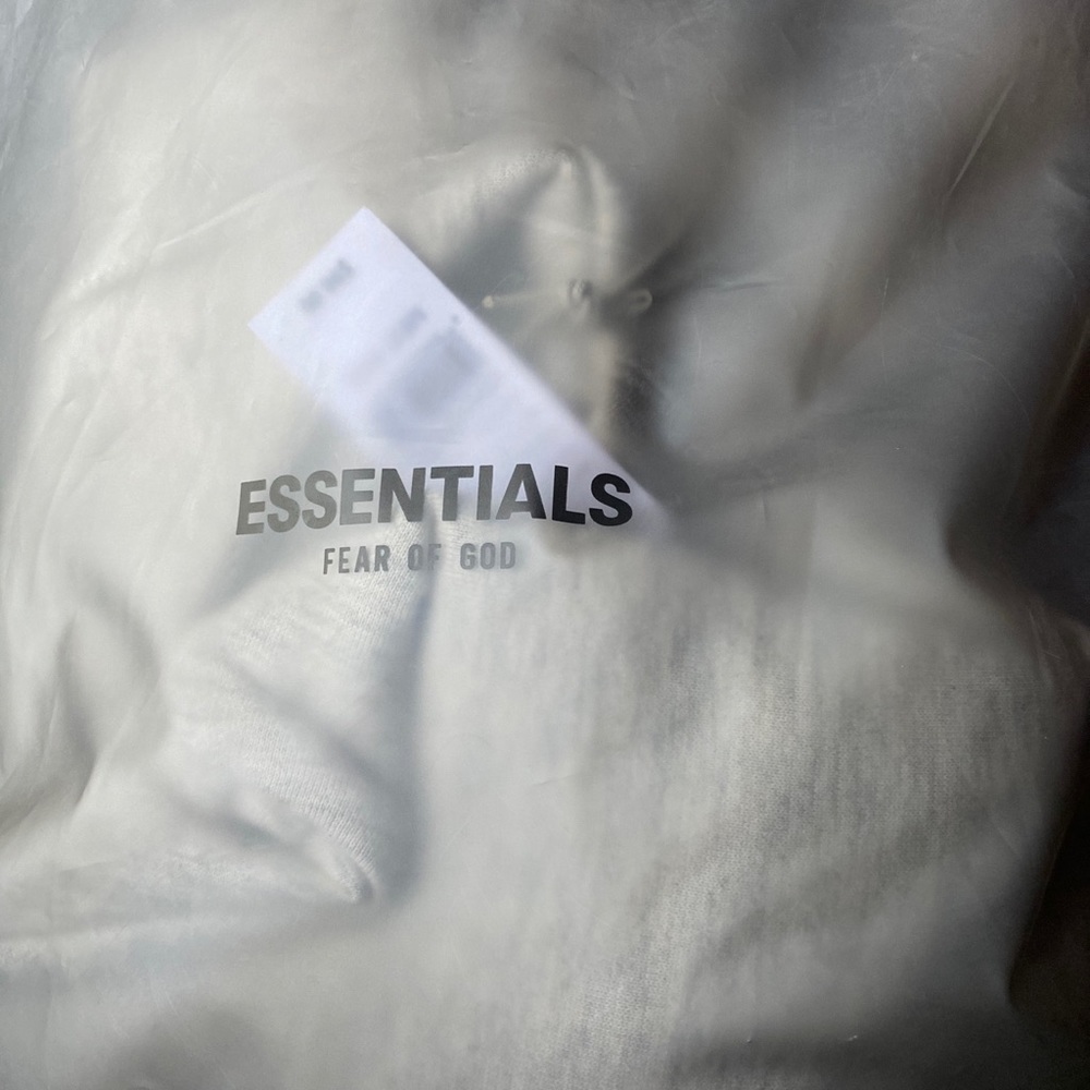 Essential hoodie size M color gray